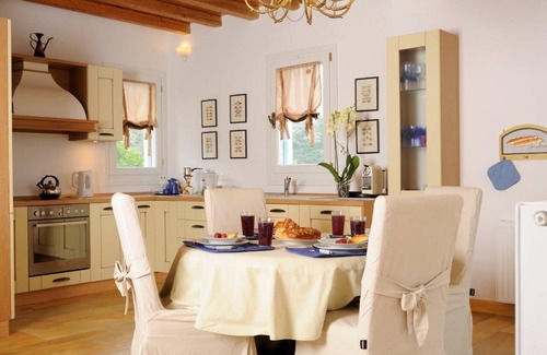 Kato Fellos Villa | Aegean Majesty: Villa Helias – 4 Bedroom Getaway, Private pool, Gym