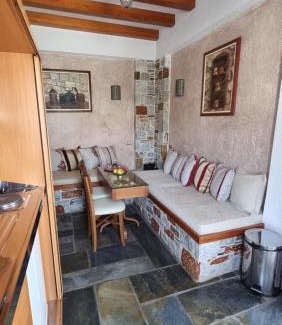 Loutraki Apartment | Aegean Wave - Faros