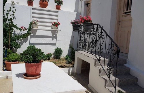 Naxos House | Aegean Window- traditional house in beautiful Galanado village for 4 persons