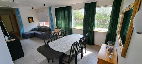 Vesturbyggð Apartment | Ægisholt privete house with hot tub