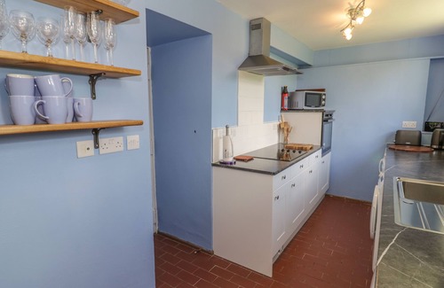 Menai Bridge Cottage | Ael Y Bryn