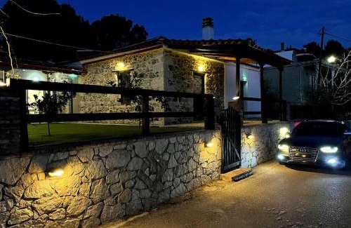 Agios Mamas Apartment | Aelia Cottage House