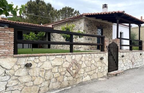 Agios Mamas Apartment | Aelia Cottage House