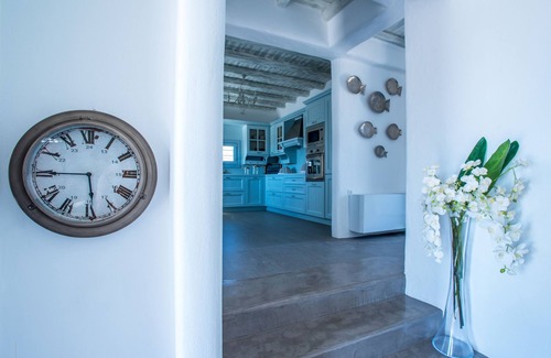Chrissi Akti Villa | Aelia Paros Villas