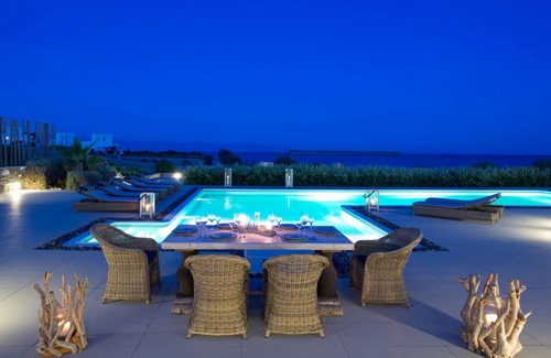 Chrissi Akti Villa | Aelia Paros Villas