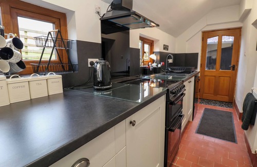 Oswestry Cottage | AELYBRYN, family friendly, character holiday cottage in Trefonen