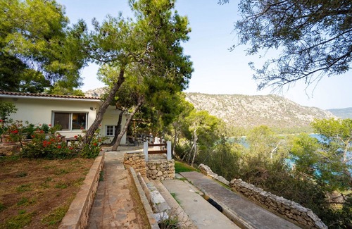 Loutraki-Agioi Theodoroi House | Aeraki Cottage at Heraion Lagoon