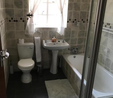 Kempton Park House | Aerotropolis Guest Lodge