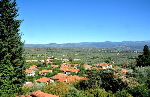 Mystras Villa | Aesthetic Delight - Stone Villa in Mystras