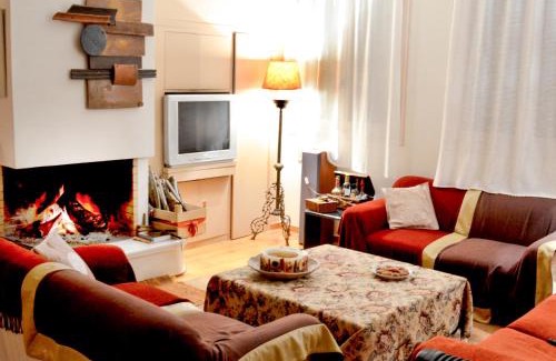 Mystras Villa | Aesthetic Delight - Stone Villa in Mystras