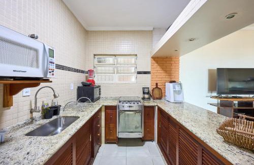 Toninhas House | Af-67 Toninhas Pé na Areia com Ar e Piscina Casa A