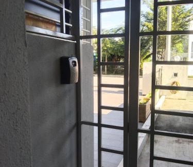 Beranang House | Afeena Homestay Bandar Tasik Kesuma