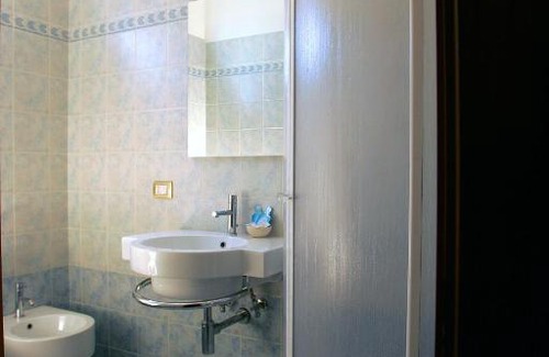 Esanatoglia House | Affittacamere Letizia Traballoni