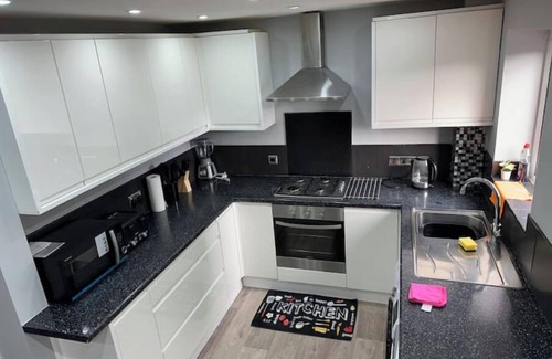 Wigan Apartment | Affluent Living Apartment perfect for contractors and individualsn