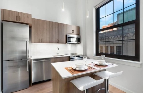 Chinatown Apartment | Afforable Stylish DownTown Boston Studio w/upscale amenities