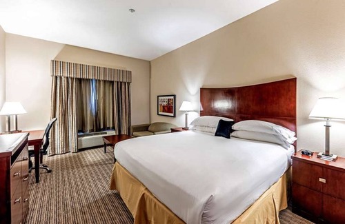 Mineral Wells Hotel | Affordability Meets Comfort at Red Lion Inn & Suites Mineral Wells, Free Parking