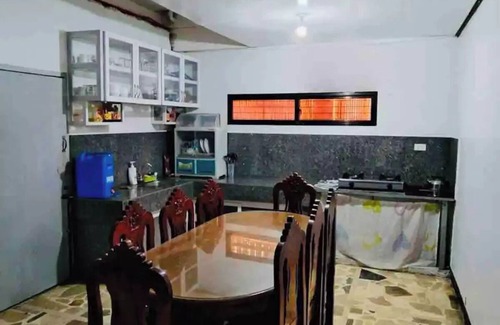 Santa Rosa House | Affordable 1 bedroom w/wi-fi , netflix & parking
