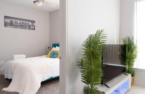 Dallas Apartment | Affordable 2BR Farmers Branch