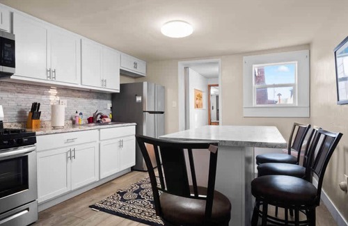 Leadville North House | Affordable 2BR - Near Mainstreet - Harrison Ave