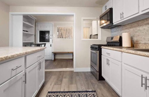 Leadville North House | Affordable 2BR - Near Mainstreet - Harrison Ave