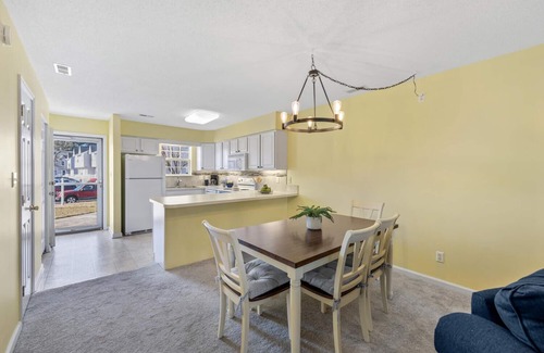 Frankford House | AFFORDABLE & ADORABLE TOWNHOME IN POOL/TENNIS CMMTY, BETHANY MEADOWS, DE
