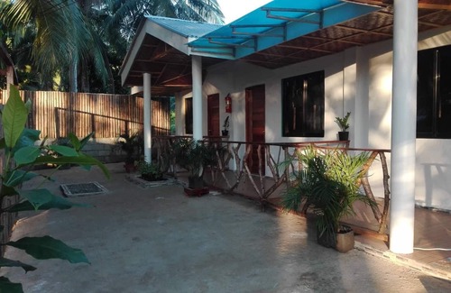 San Juan Cabin | Affordable apartment/rooms. Secluded abode near the beach and social spots.
