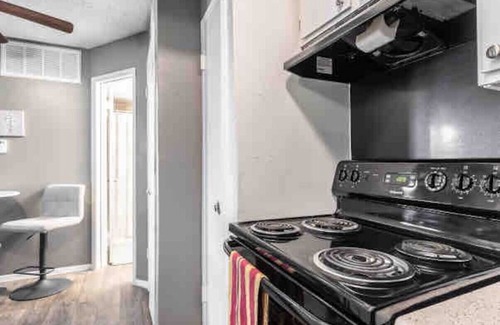 Park Central Apartment | AFFORDABLE APARTMENT WITH BALCONY!