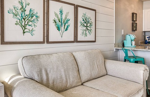 Panama City Beach Condo | Affordable Cozy Beachfront! Newly Remodeled! Free Beach Chair Service!