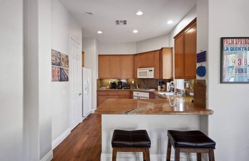 La Quinta House | Affordable Desert Getaway w/Private Pool + Hot Tub!