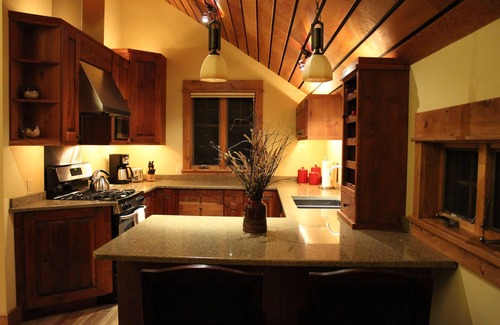 Tetonia Ski Chalet | Affordable elegance with great Teton Mountain views