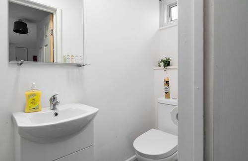 Southgate Apartment | Affordable En-Suite Studio Rooms in London, N14 2A