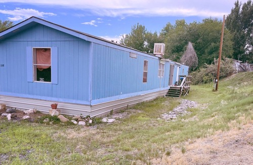 Hotchkiss House | Affordable lodging located perfectly for hunters and skiers