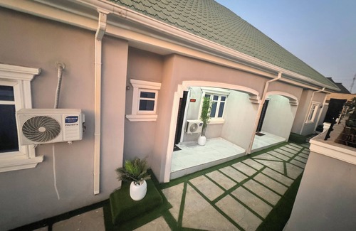 Ilorin Apartment | Affordable Luxury 2 Bedroom Apartment for short and Long stays