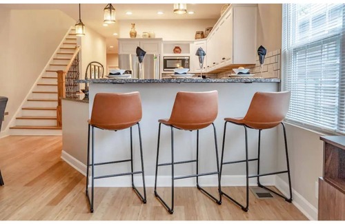 Highlands House | Affordable Luxury in Louisville - All King Beds!
