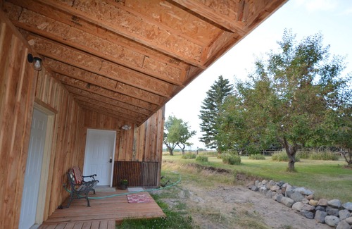 Emigrant Apartment | Affordable newly constructed apartment, walking distance to Yellowstone River
