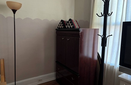 Upper Darby House | affordable nice room in the house on the superb of Philadelphia