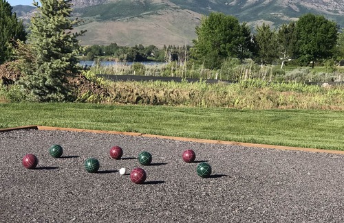 Ogden House | Affordable Pineview Reservoir 2 Bedroom Suite with a View