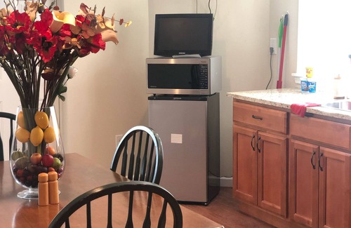 Broadmoor Apartment | Affordable & Quiet Living in New Orleans