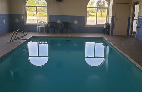 Vernal House | Affordable Studio at Horizon Hotel
