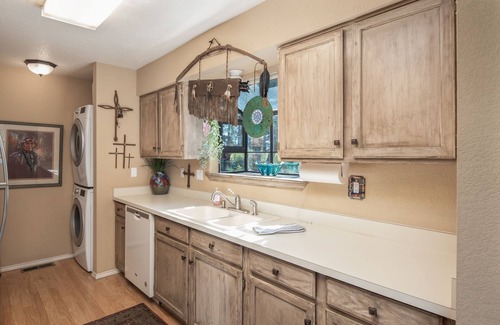 Ruidoso Cabin | Affordable,Stunning Views,Modern Stay,Huge Deck,Privacy*