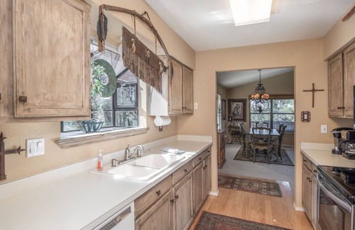 Ruidoso Cabin | Affordable,Stunning Views,Modern Stay,Huge Deck,Privacy*