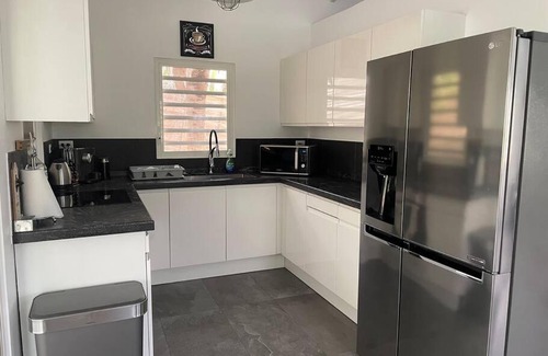 Upper Prince's Quarter House | Affordable 2B and 2B Cottage in Dawn Beach area