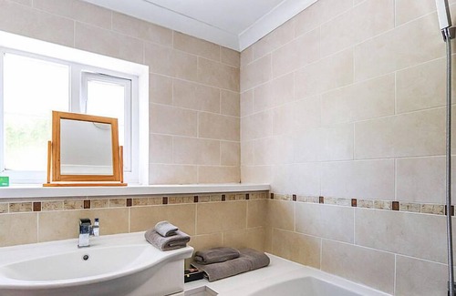 Cwmduad Hotel | Afon Duad Inn