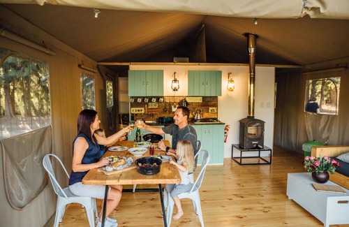 Drakenstein RV Rental | AfriCamps at Doolhof- Glamping