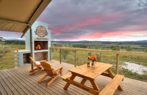 Stanford Ski Chalet | AfriCamps at Stanford Hills