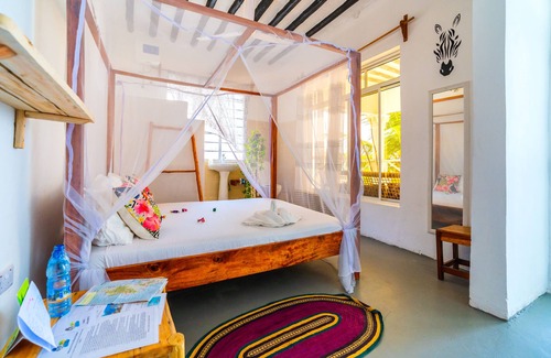 Bwejuu Beach House | African Paradise Beach Hotel