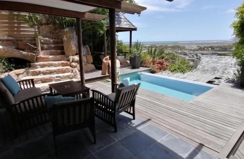 Capri Apartment | African Violet - Terraces