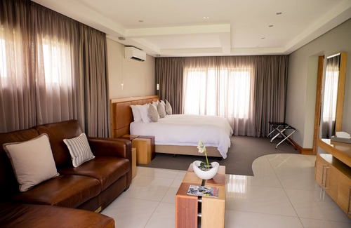 Addo House | Africanos Country Estate
