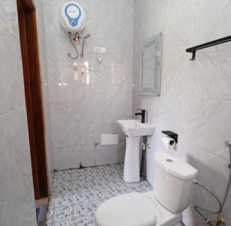 Kribi Apartment | AfriqPnB Chambre Ewondo avec Piscine