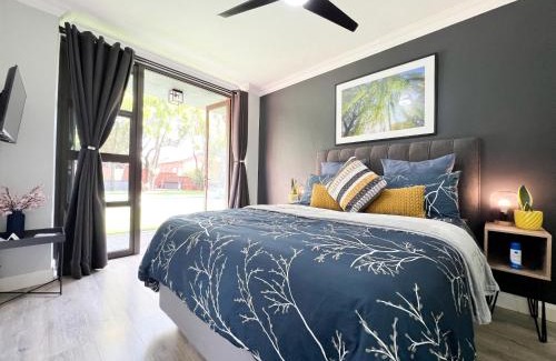Pretoria House | Afrique134 Willow Tree Private Garden Suite